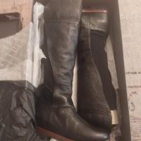stivali in pelle 