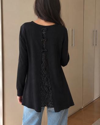 Maglione nero scollo rotondo pizzo e fiocchi