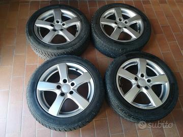 4 pneumatici 205/55 R16+ cerchi in lega Mak