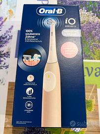 Spazzolino elettrico oral b io serie 2
