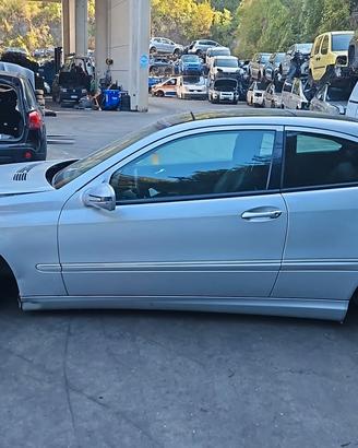 MERCEDES CLASSE C 220 DEL 2008 SOLO PER RICAMBI