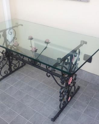tavolo in ferro battuto 