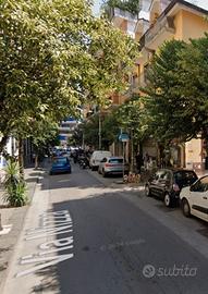 Locale commerciale 50 mq ca