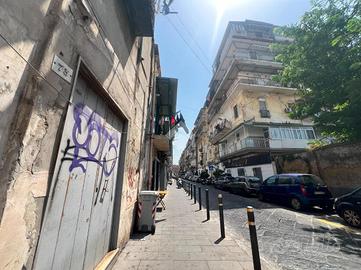 LABORATORIO A NAPOLI