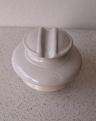 isolatore elettrico