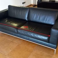 divano in pelle nera 3 posti IKEA ARILD