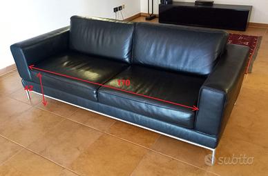 divano in pelle nera 3 posti IKEA ARILD