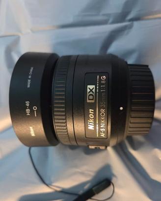 Nikon D3100 + 3 Obiettivi e kit accessori