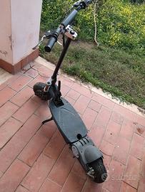monopattino elettrico 
