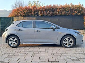 TOYOTA COROLLA 1.8 HSD 122CV E-CVT Active Serie 3-