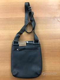 Borsello Carpisa in ecopelle colore grigio