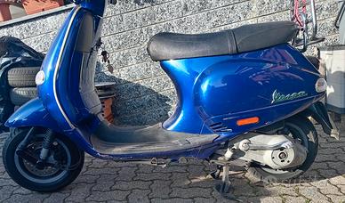 vespa et 4 anno 99 cilindrata 150
