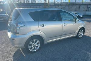 Toyota Corolla Verso 2.2 D-4D 7 posti