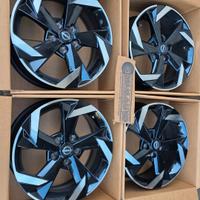 Cerchi in lega nuova nissan juke raggio 17 origina