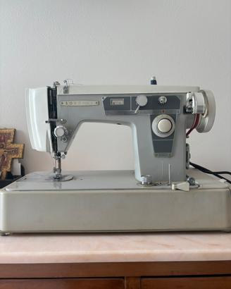 Macchina da cucire vintage Sobrina
