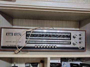 Radio vintage perfettamente funzionante