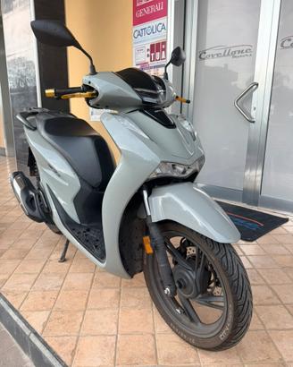 Sh 125 sport 1 proprietario 0 sinistro 9.000km