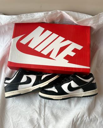 Nike Dunk Low Black/White “Panda”