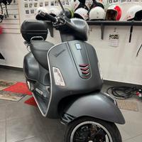 Piaggio Vespa 300 GTS - 2016