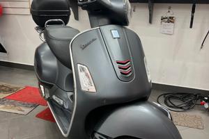Piaggio Vespa 300 GTS - 2016