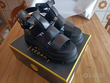 Buffalo Aspha gld, sandalo basso donna