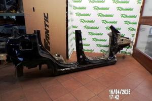 PARAFANGO POSTERIORE DESTRO PANDA 312 2022