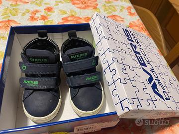 Scarpe per bambino taglia 21