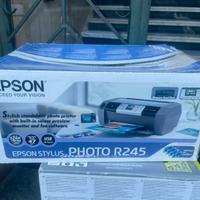 Stampante EPSON R 245 Nuova mai tolta dalla scatol