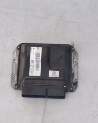 Centralina ECU Opel Astra J 1.7 cdti 2011