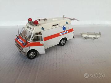 Modello ambulanza polistil no burago