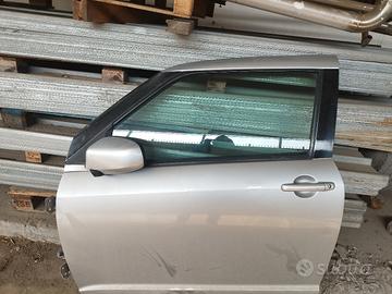 portiera anteriore sinistra Suzuki Swift 3 porte 