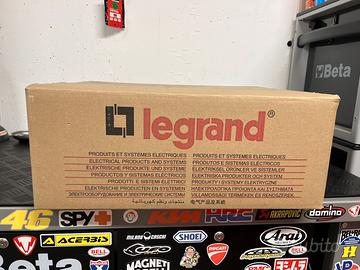 Gruppo di continuita Legrand Daker