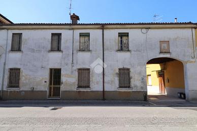 CASA SEMINDIPENDENTE A MARMIROLO
