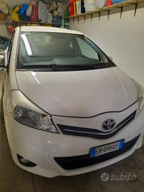 Toyota yaris in buone condizioni 