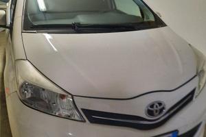 Toyota yaris in buone condizioni 
