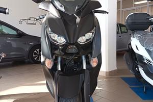 XMax 300 pari al nuovo