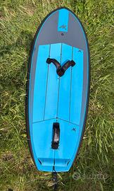 Tavola wingfoil AK Phazer 65L (5'3") full carbon
