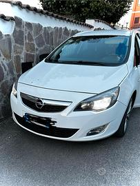 Ricambi Opel Astra J Sport Tourer