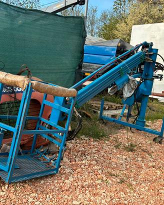 S158 - Piattaforma agricola per trattore