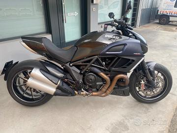 Ducati Diavel Carbon
