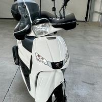 Scooter Peugeot Tweet 150 anno 2019