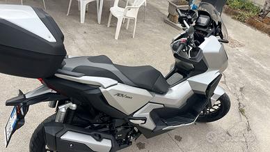 Honda ADV 350