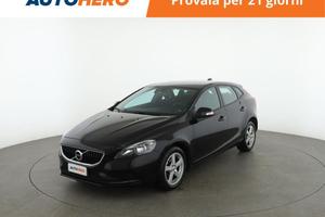 VOLVO V40 XR52035