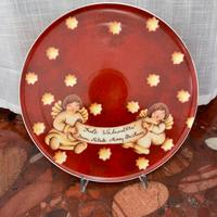 Thun piatto natale rosso