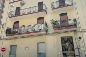 3 LOCALI A CATANIA