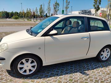 Lancia Ypsilon 1200 cc 16 valvole