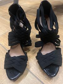 Sandali con tacco alto