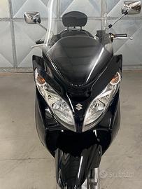 Suzuki Burgman 400