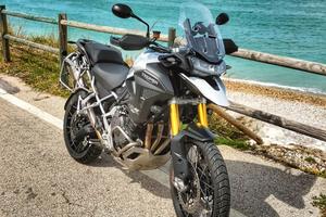 Triumph Tiger 1200 rally pro