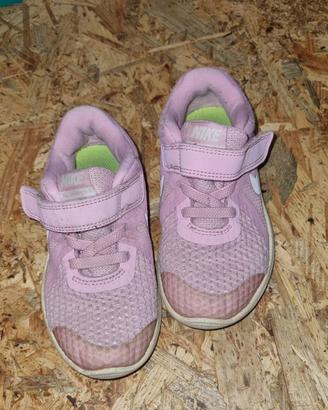 Scarpe bambina Nike taglia 26